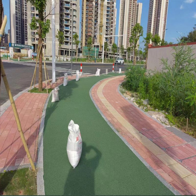綠色防滑路面